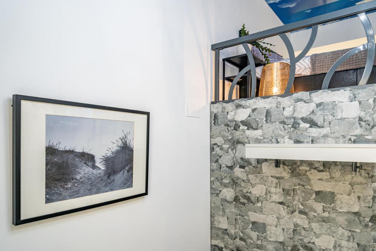 Exquisite Studio Apartment With An Original Design Valencia Exterior photo